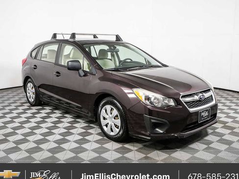 Used 2013 Subaru Impreza 2.0i image 1