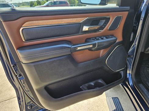 Used 2024 RAM 1500 Limited AWD/4WD image 13