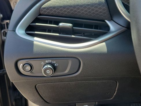 Used 2025 Chevrolet Malibu LT image 29