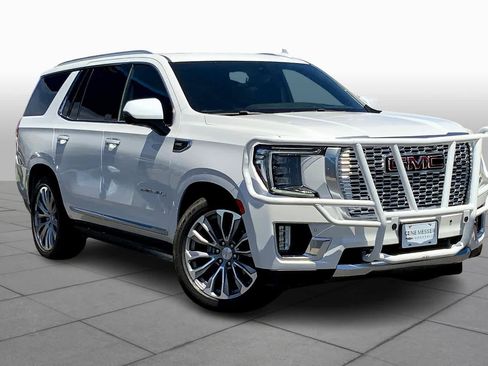 Used 2021 GMC Yukon Denali w/ Denali Ultimate Package image 2