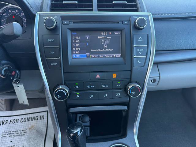 Used 2017 Toyota Camry LE FWD image 10