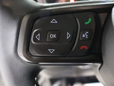 Used 2025 Jeep Wrangler Unlimited Rubicon image 33