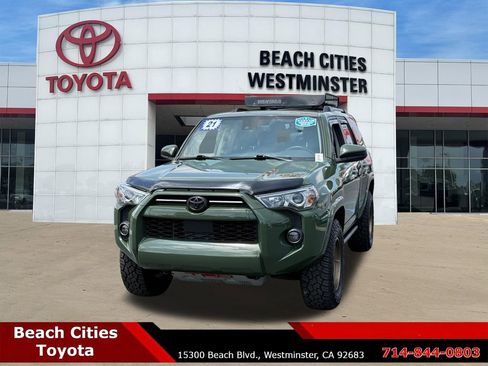 Used 2021 Toyota 4Runner Trail Special Edition AWD/4WD image 5