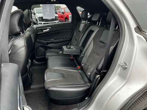 Used 2019 Ford Edge ST w/ Equipment Group 401A image 15