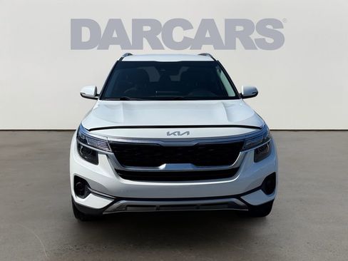 Used 2023 Kia Seltos S w/ Navigation Package image 2