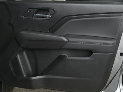New 2026 GMC Canyon Elevation w/ Convenience Package RWD image 36