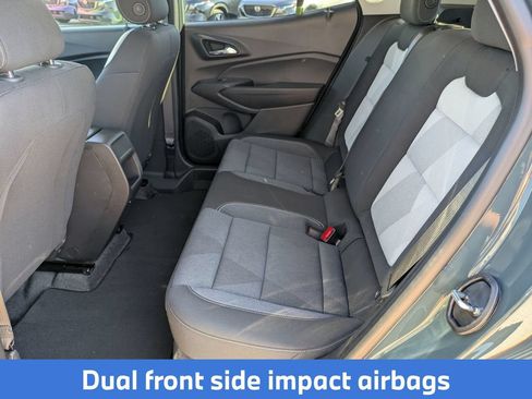 Used 2026 Chevrolet Trax LS w/ LS Convenience Package FWD image 25