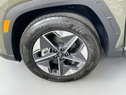 Used 2025 Hyundai Tucson SEL AWD/4WD image 32