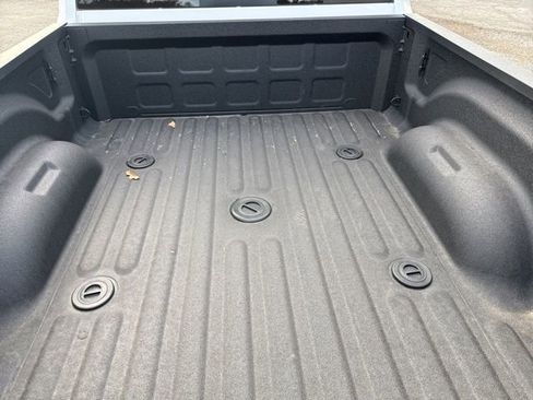 New 2026 RAM 2500 Laramie AWD/4WD image 19