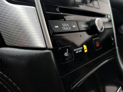 Used 2021 INFINITI Q50 Luxe w/ Seat & Sound Package image 11