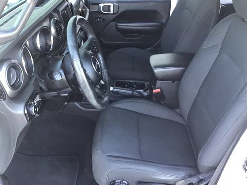 Used 2021 Jeep Wrangler Unlimited Sport AWD/4WD image 7