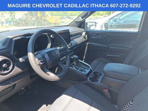 Used 2026 Chevrolet Colorado Trail Boss AWD/4WD image 5