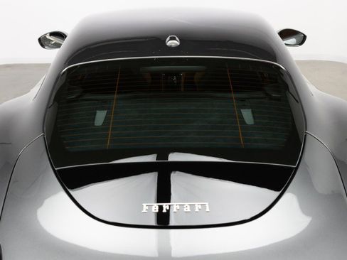 Used 2023 Ferrari Roma image 39