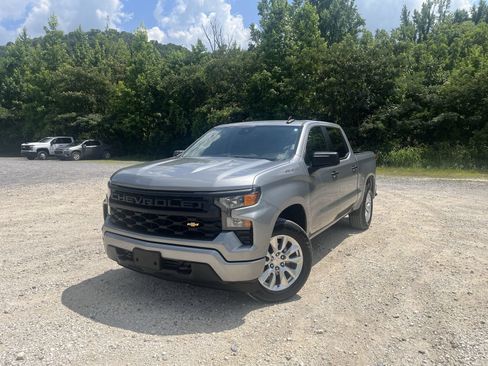 Used 2023 Chevrolet Silverado 1500 Custom RWD image 1