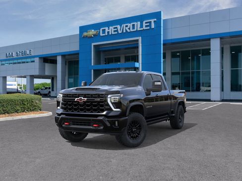 New 2026 Chevrolet Silverado 2500 ZR2 image 8