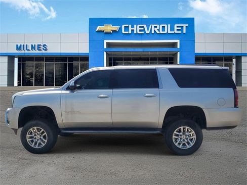 Used 2016 GMC Yukon XL SLT image 4