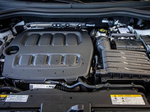 New 2026 Volkswagen Tiguan SE R-Line FWD image 13