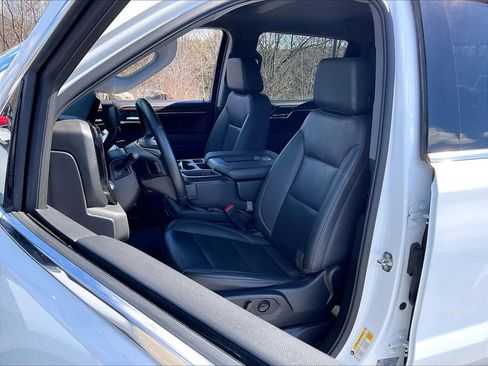 Used 2024 GMC Sierra 1500 SLT image 9