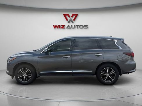 Used 2019 INFINITI QX60 Luxe w/ Essential Package image 8