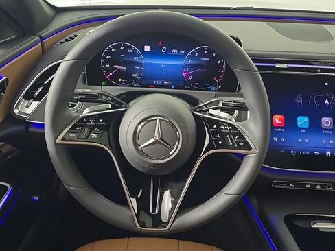 New 2026 Mercedes-Benz E 350 4MATIC Sedan image 28
