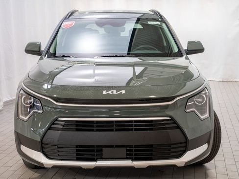 New 2026 Kia Niro EX image 2