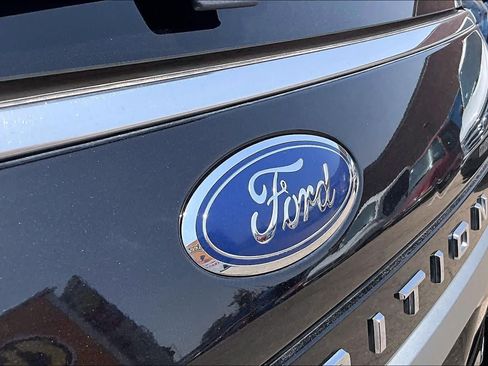 Used 2024 Ford Expedition Max XLT AWD/4WD image 30
