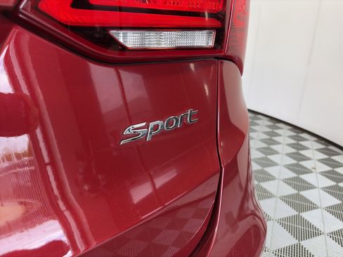 Used 2017 Hyundai Santa Fe Sport FWD image 17