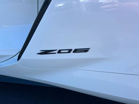 Used 2025 Chevrolet Corvette Z06 RWD image 11