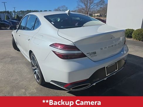 Used 2025 Genesis G70 2.5T image 4