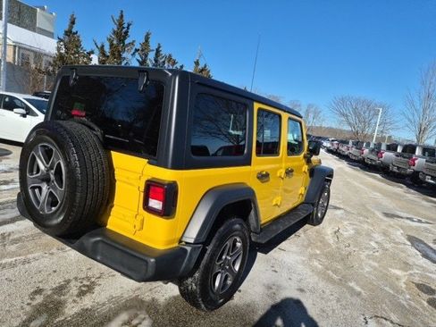 Used 2019 Jeep Wrangler Unlimited Sport S image 8