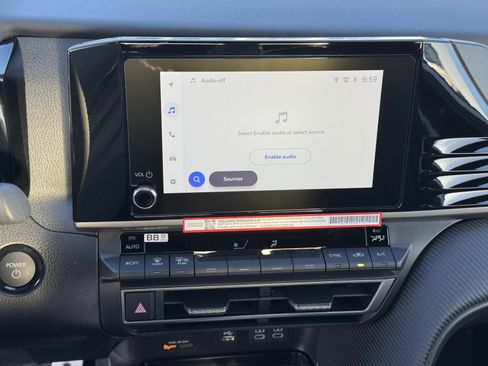 New 2026 Toyota Camry Hybrid FWD image 20