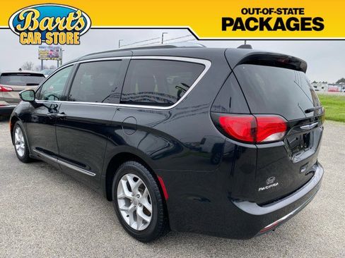Used 2020 Chrysler Pacifica Limited FWD image 4