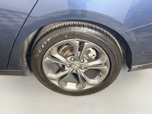 Used 2023 Honda Accord EX image 37