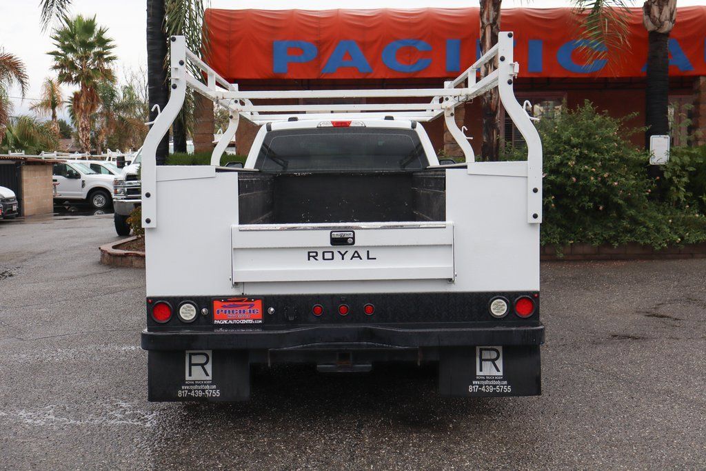 Used 2021 Ford F350 XL w/ Power Equipment Group RWD image 9