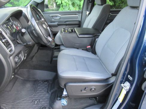 Used 2021 RAM 1500 Big Horn RWD image 19