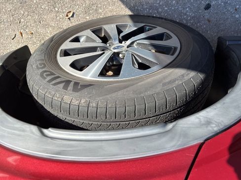 Used 2022 Subaru Outback Premium image 4