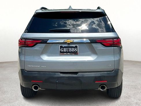 Used 2023 Chevrolet Traverse LT image 6