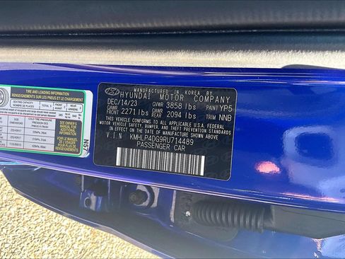 Used 2024 Hyundai Elantra Limited FWD image 31