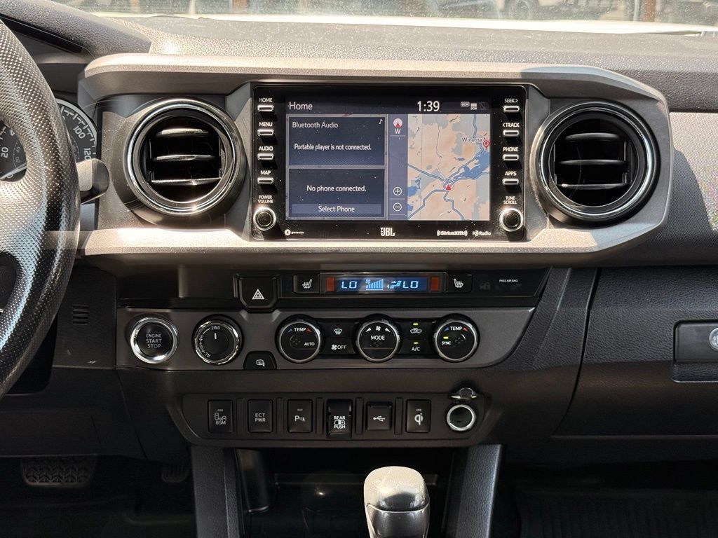 Used 2021 Toyota Tacoma TRD Off-Road w/ TRD Premium Off Road Package AWD/4WD image 21
