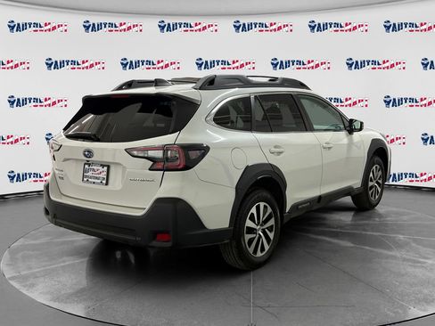 Used 2023 Subaru Outback Premium AWD/4WD image 5