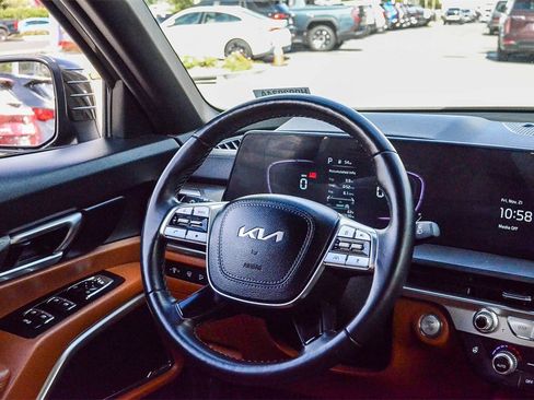 Used 2023 Kia Telluride EX X-Line image 16