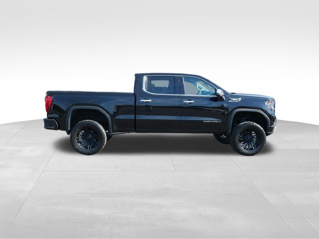 Used 2023 GMC Sierra 1500 Denali w/ Technology Package AWD/4WD image 10