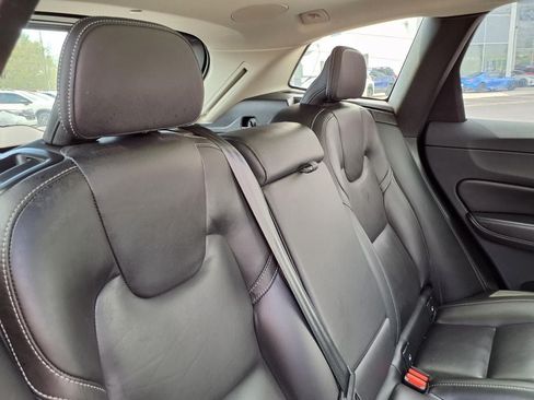 Used 2023 Volvo XC60 B5 Ultimate w/ Climate Package AWD/4WD image 22