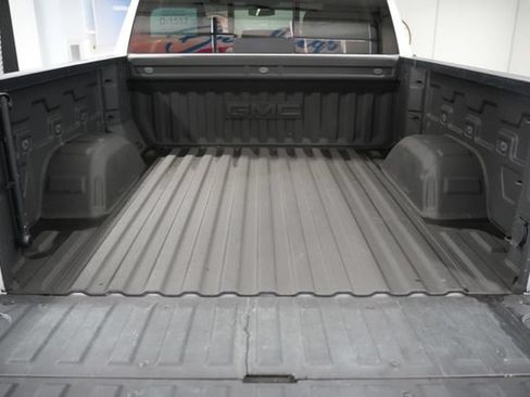 Used 2021 GMC Sierra 1500 SLT w/ SLT Premium Plus Package AWD/4WD image 9