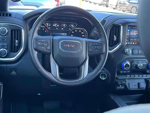 Used 2022 GMC Sierra 2500 AT4 image 12
