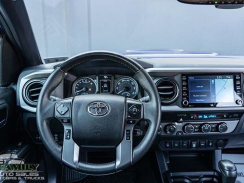 Used 2022 Toyota Tacoma TRD Sport w/ TRD Premium Sport Package image 23