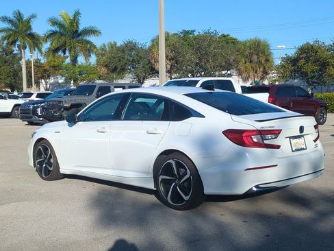 Used 2022 Honda Accord Sport image 8
