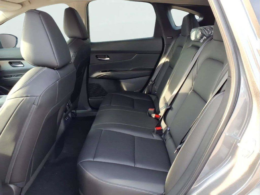 New 2026 Nissan Murano SL AWD/4WD image 14