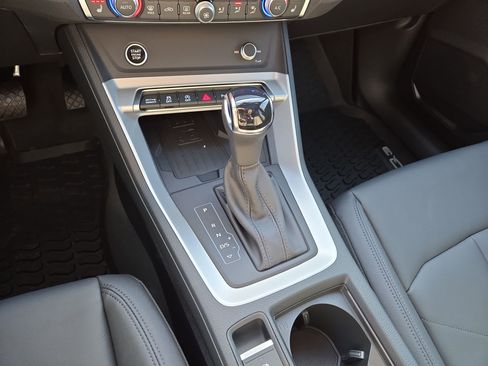 New 2025 Audi Q3 2.0T Premium image 22