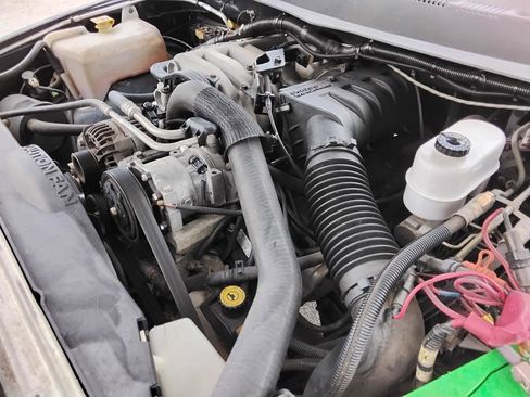 Used 2001 Dodge Ram 3500 Truck 2WD Regular Cab image 29